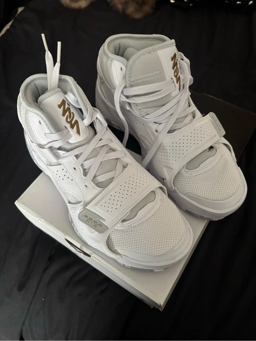 Jordan Zion 2 Basketball Sneakers
